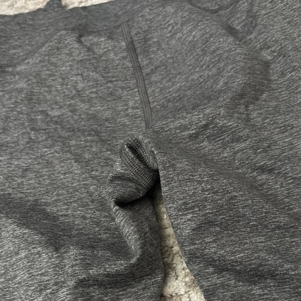 Woman’s AERIE leggings - Picture 7 of 9